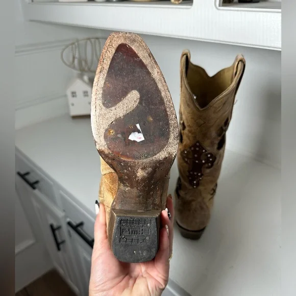 Corral Boots Women’s 6M Tan Distressed Leather Cross Cutout Western Cowboy Boots - Picture 8 of 9